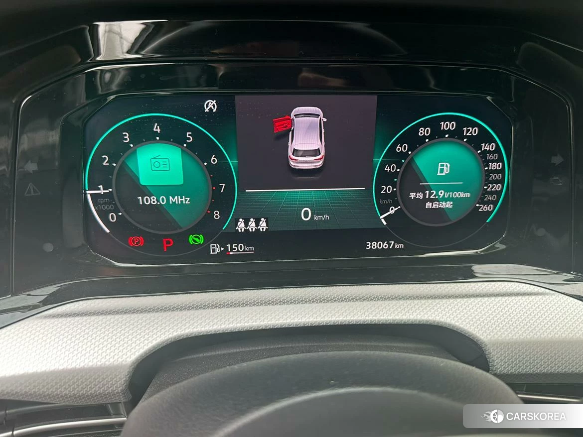 Volkswagen Golf id 4512447 из Китая 8