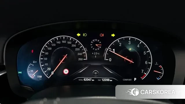 BMW 5 Series (G30) id 3672368 из Кореи 18