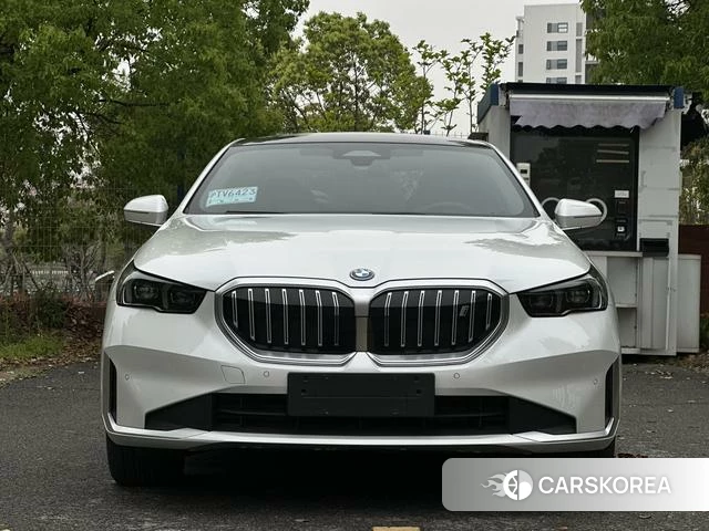 BMW i5 id 4275940 из Китая 26