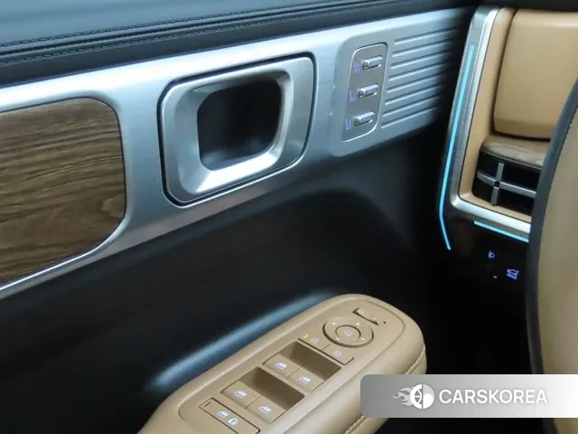 Hyundai Santa Fe (MX5) id 3585733 из Кореи 18