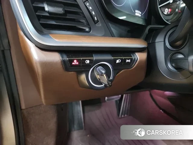 Porsche 911(992) id 3225025 из Кореи 18