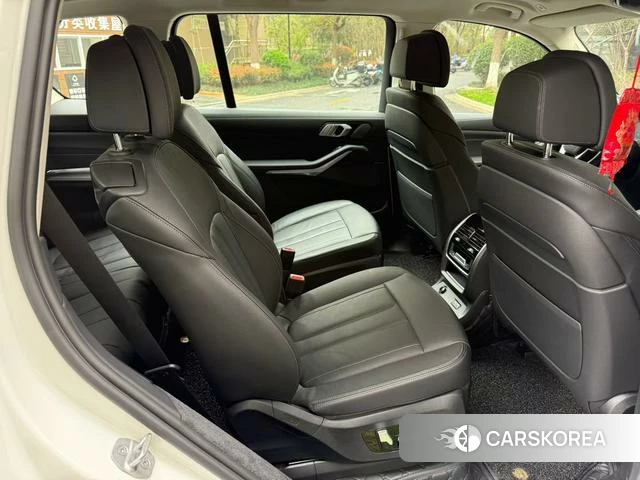 BMW X7 id 4239187 из Китая 8