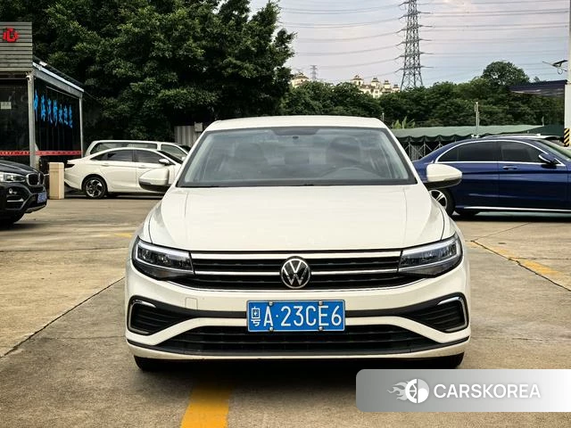 Volkswagen Bora id 4374454 из Китая 12