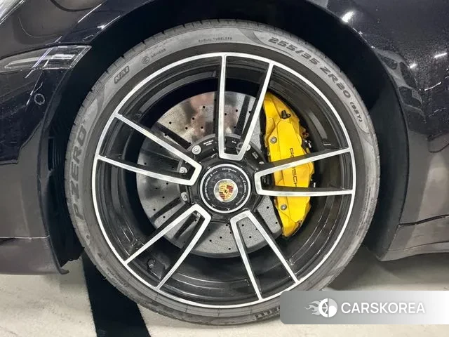 Porsche 911(992) id 3347945 из Кореи 18