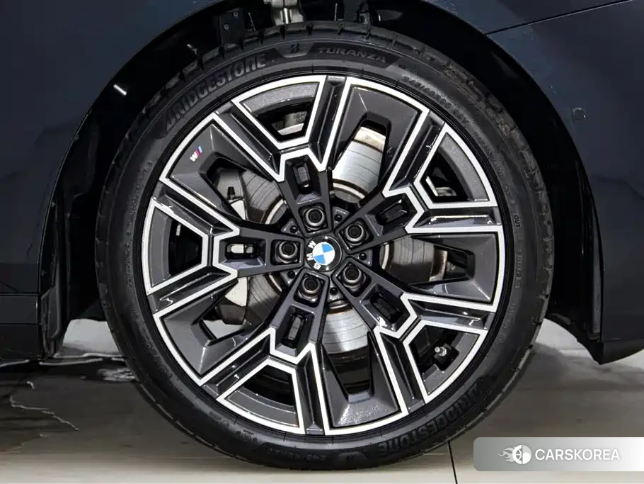 BMW 5 series id 4539330 из Китая 28