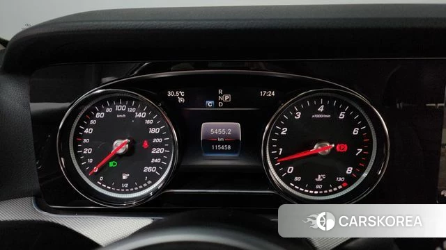 Mercedes-Benz E-Class W213 id 4471539 из Кореи 33