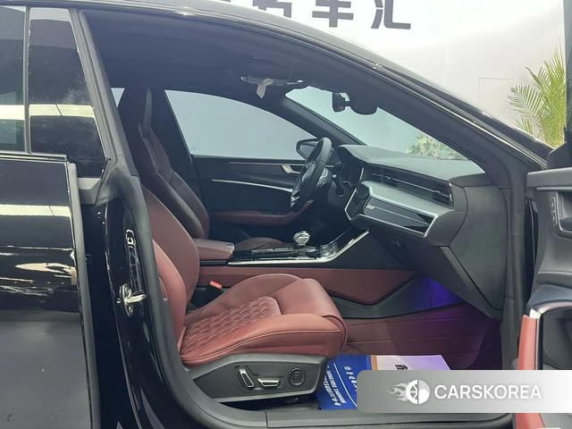 Audi A7L id 4278724 из Китая 17