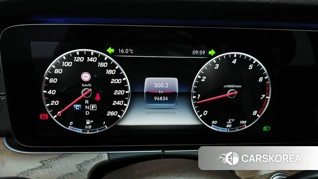 Mercedes-Benz E-Class W213 id 3846027 из Кореи 18