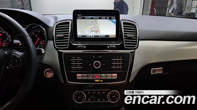 Mercedes-Benz GLE - Class W166 id 2596592 из Кореи 18