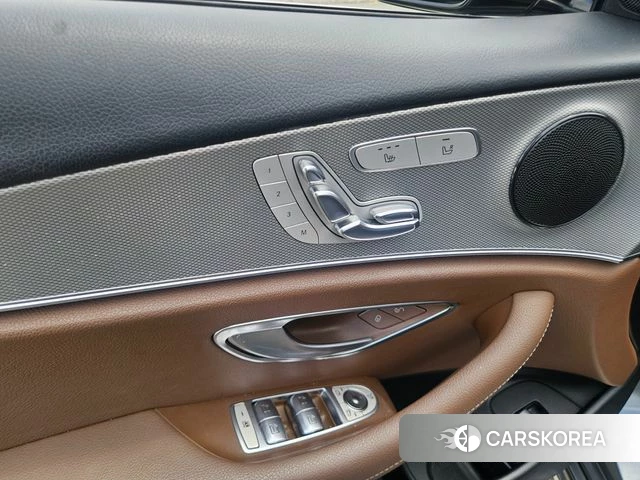 Mercedes-Benz E-Class W213 id 4563491 из Кореи 11