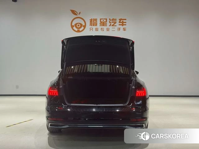Audi A6L id 4314493 из Китая 14
