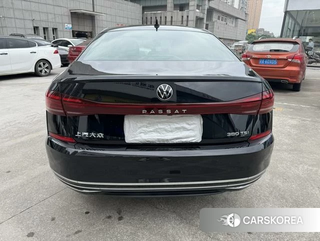 Volkswagen Passat id 4307525 из Китая 8
