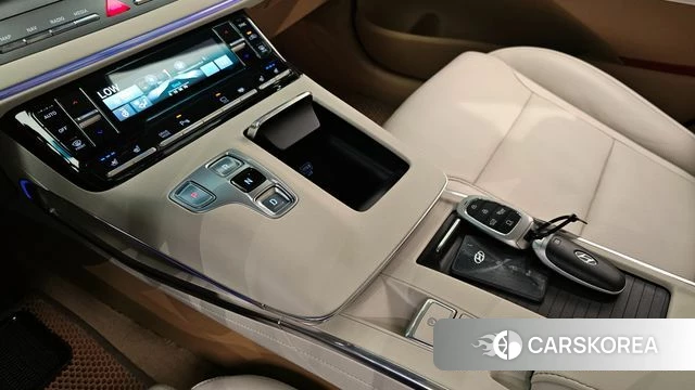 Hyundai The New Grandeur IG Hybrid id 4282446 из Кореи 28