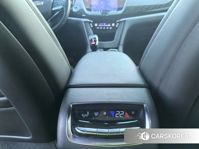Cadillac XT6 id 4209398 из Китая 12
