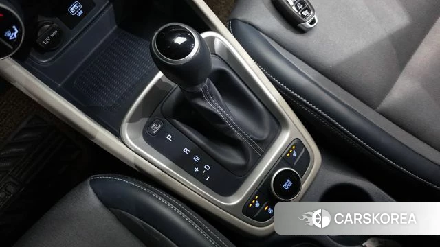 Hyundai Venue id 4780732 из Кореи 32