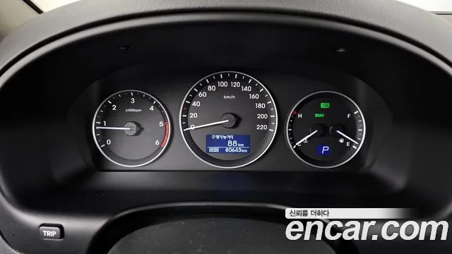 Hyundai The New Grand Starex id 2414325 из Кореи 18