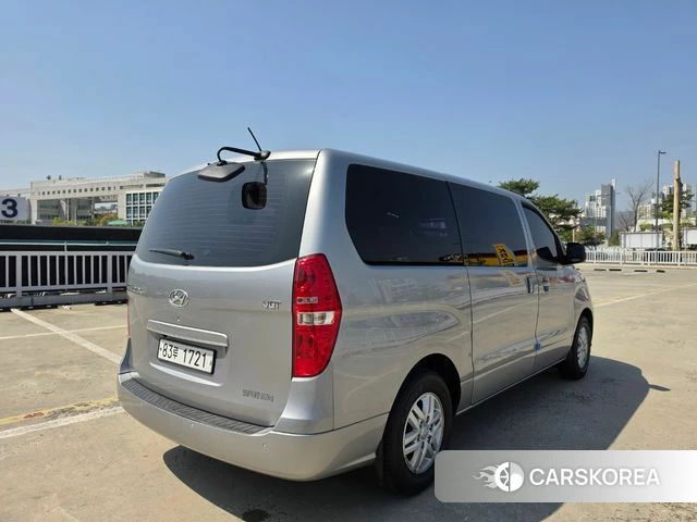Hyundai The New Grand Starex id 3924697 из Кореи 18