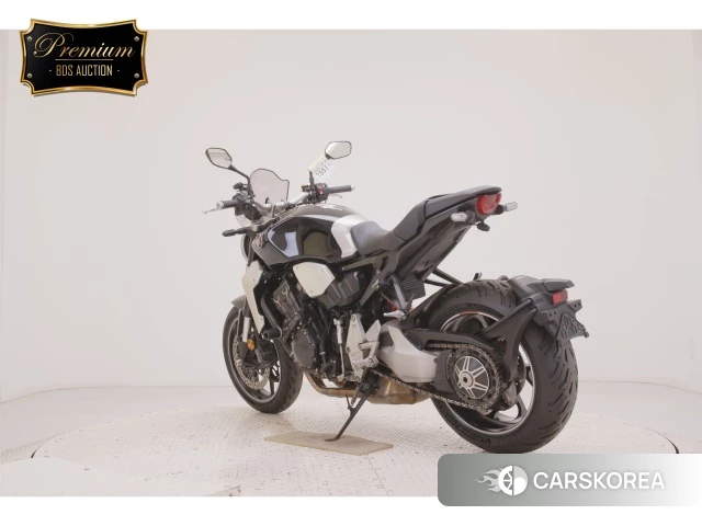Проданный Honda CB1000R id 4334527 из Японии, фото 8