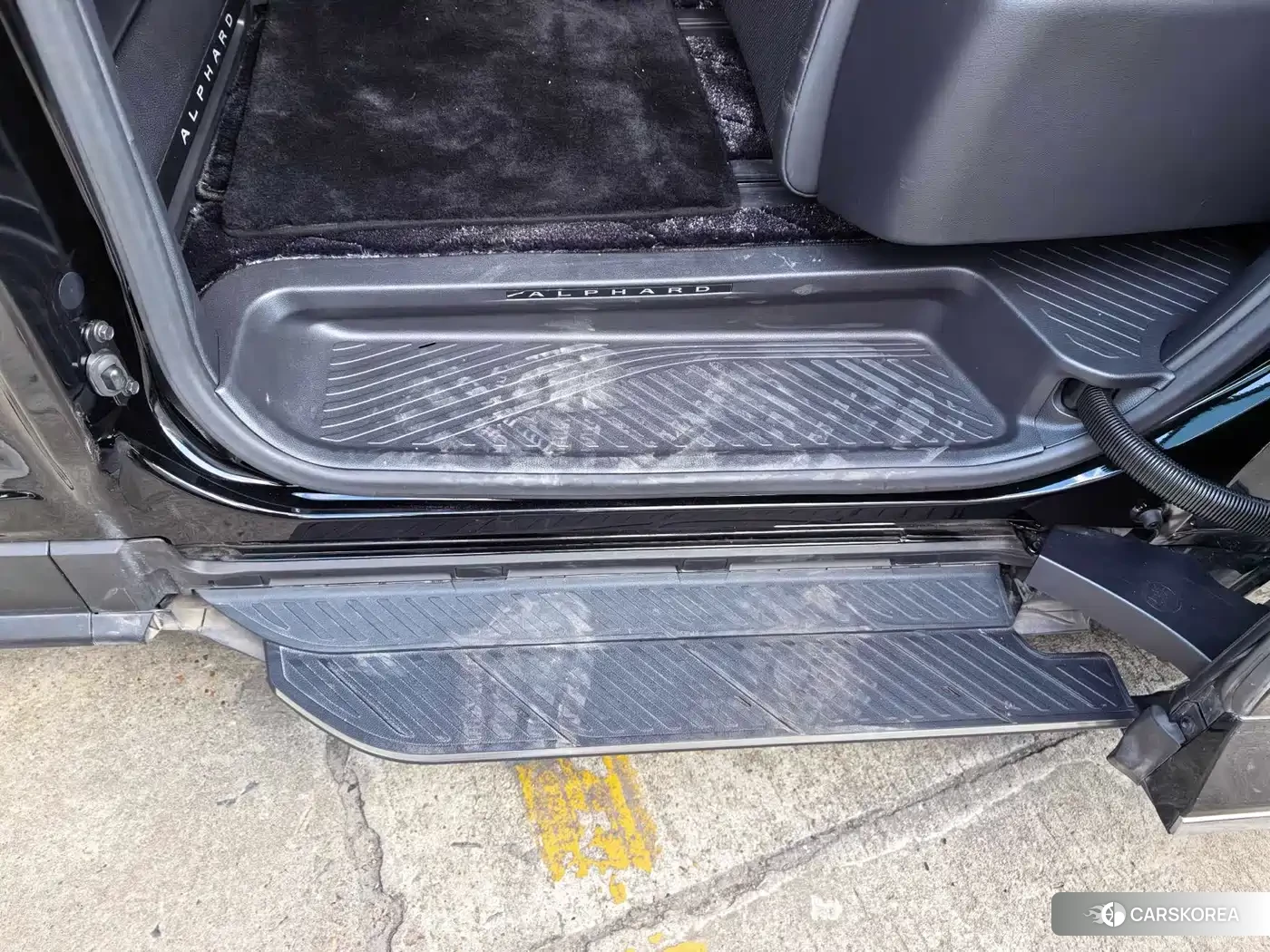 Toyota Elfa id 4649386 из Китая 8