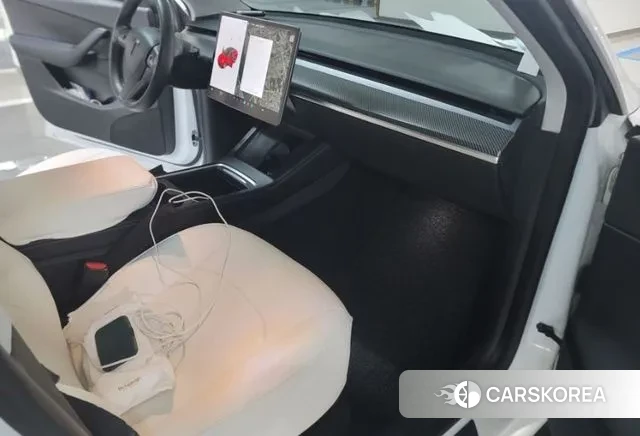 Tesla Model Y id 3513947 из Кореи 8