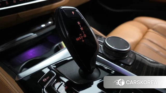 BMW 5 Series (G30) id 3826938 из Кореи 18