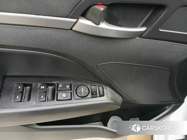 Hyundai Avante AD id 4508724 из Кореи 18