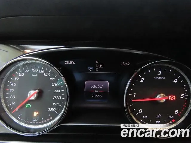 Mercedes-Benz E-Class W213 id 2917814 из Кореи 18
