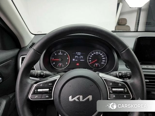 Kia Seltos id 4732119 из Кореи 14