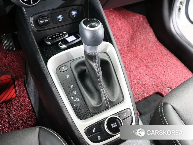 Hyundai Venue id 3288280 из Кореи 18