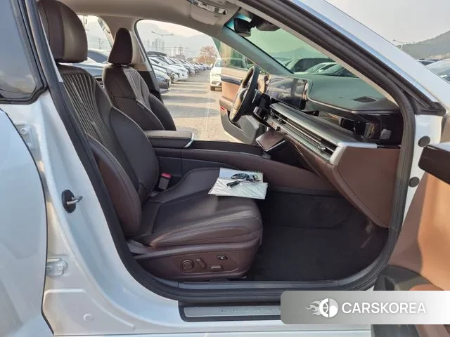 Hyundai Grandeur (GN7) id 3400011 из Кореи 18