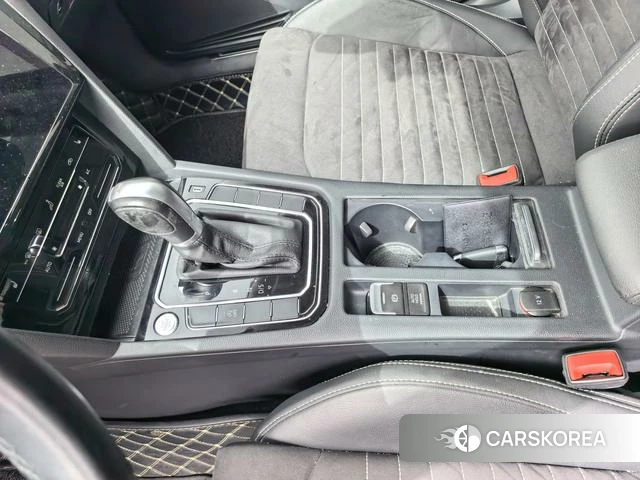 Volkswagen Magotan id 4291382 из Китая 13