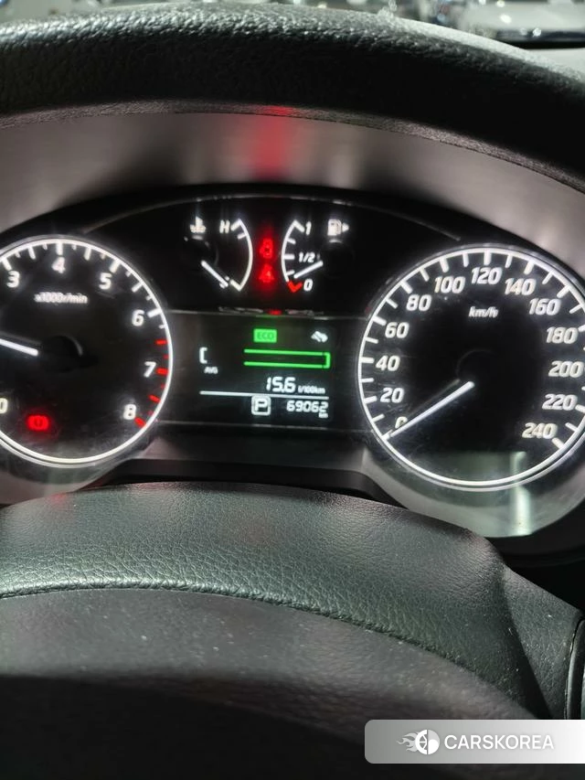 Nissan TIIDA id 4241662 из Китая 8