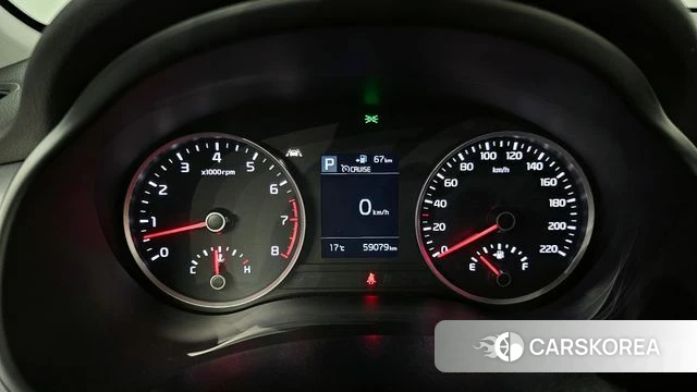 Kia Stonic id 3873396 из Кореи 18