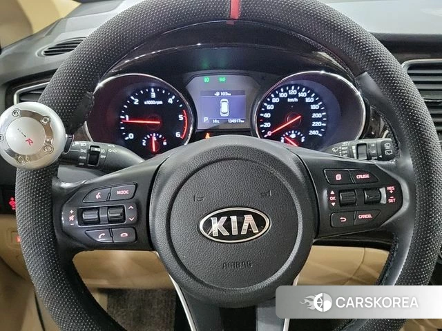 Kia The New Carnival id 4390266 из Кореи 18