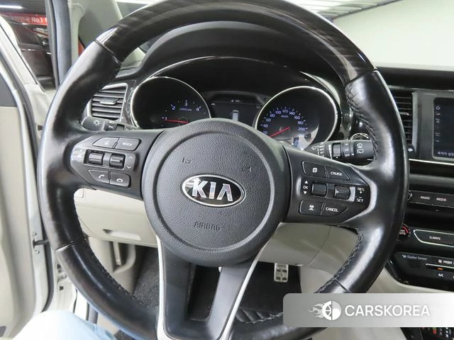 Kia The New Carnival id 4680250 из Кореи 18