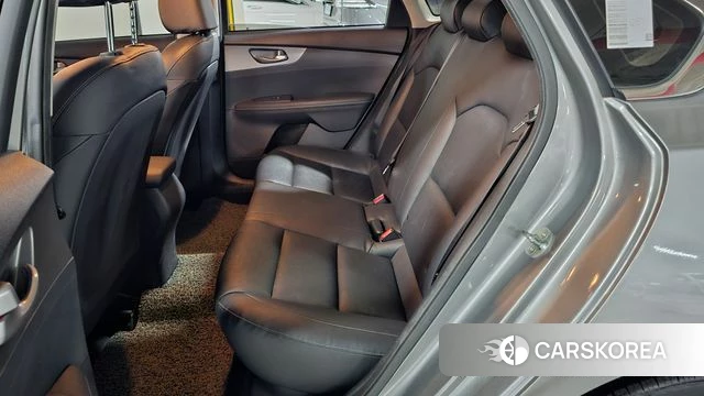 Kia Come New K3 id 3853633 из Кореи 18