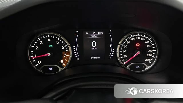 Jeep Renegade id 4610330 из Кореи 30