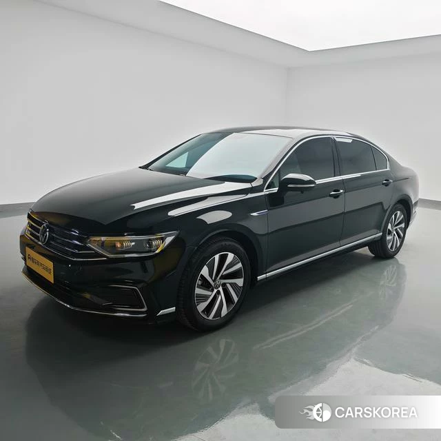 Volkswagen Magotan PHEV id 4253193 из Китая 18