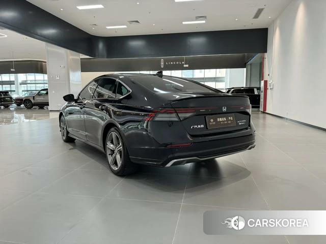 Honda Accord PHEV id 4353563 из Китая 15