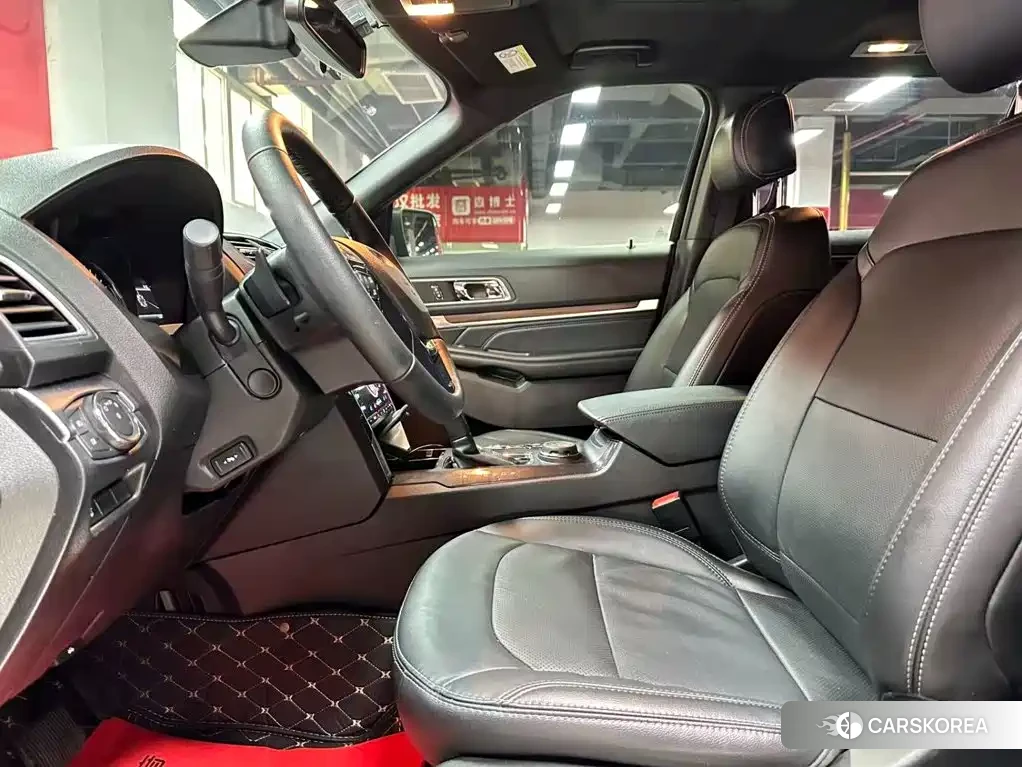 Ford Explorer id 4622740 из Китая 8