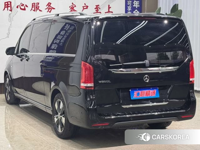 Mercedes-Benz V-class id 4300402 из Китая 24