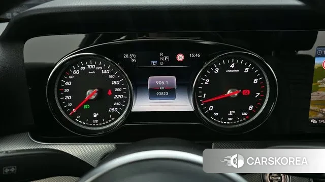 Mercedes-Benz E-Class W213 id 3018811 из Кореи 18