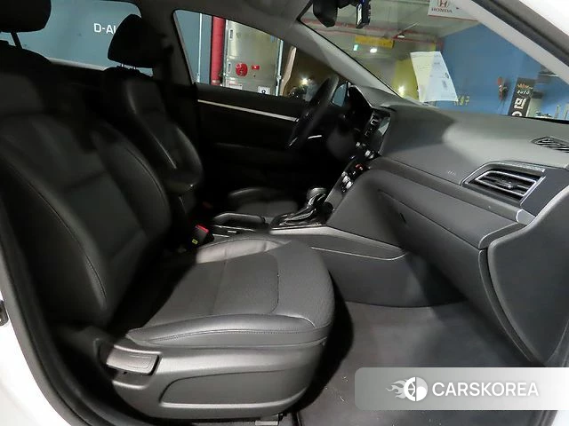 Hyundai The New Avante AD id 3889385 из Кореи 18