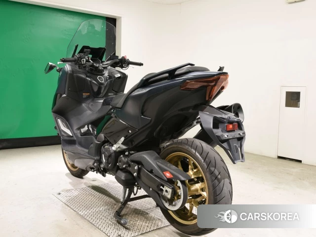 Yamaha T-MAX 560 TECH MAX id 4386957 из Японии 8