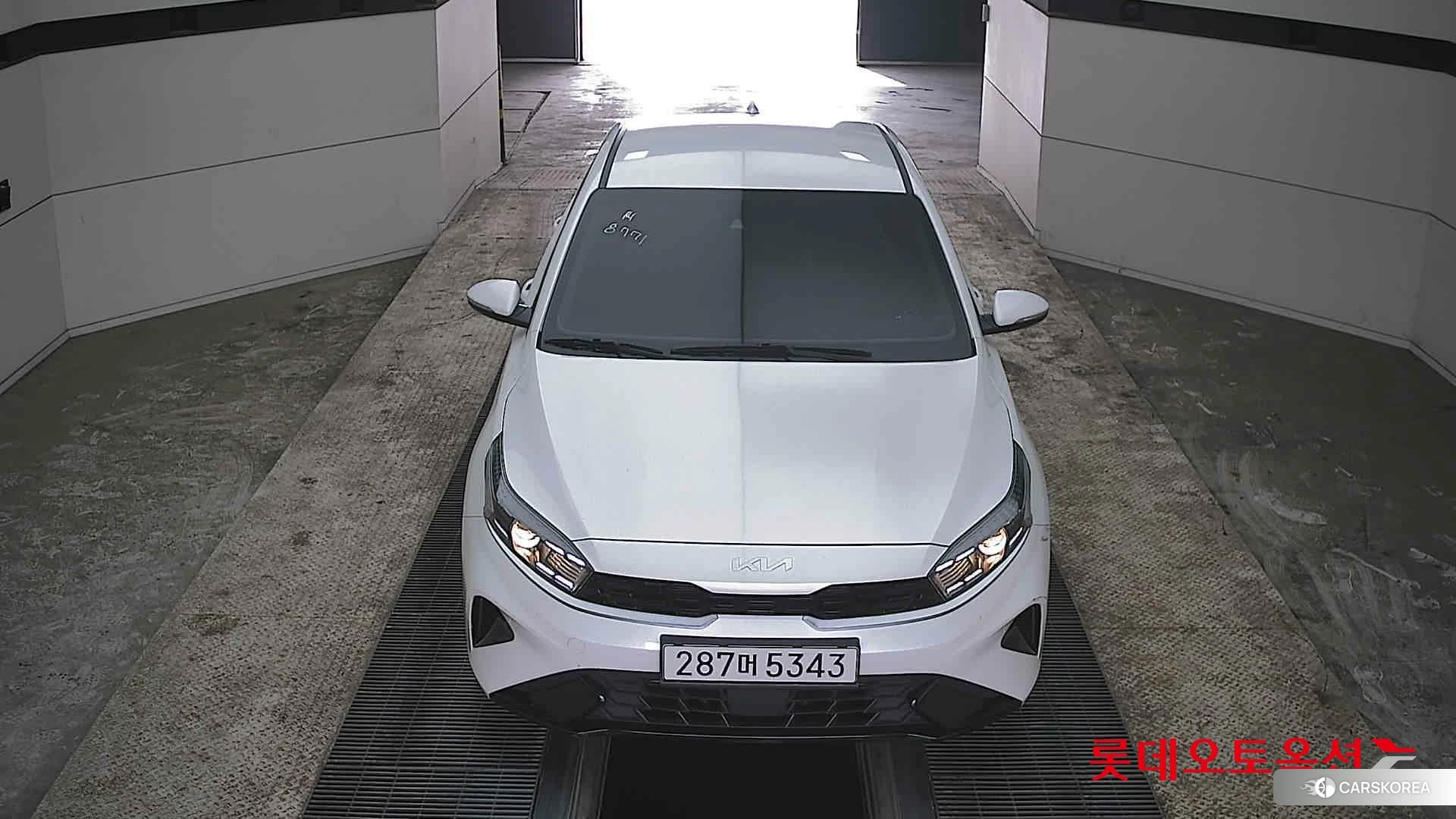 Kia K3 id 3888381 из Кореи 35