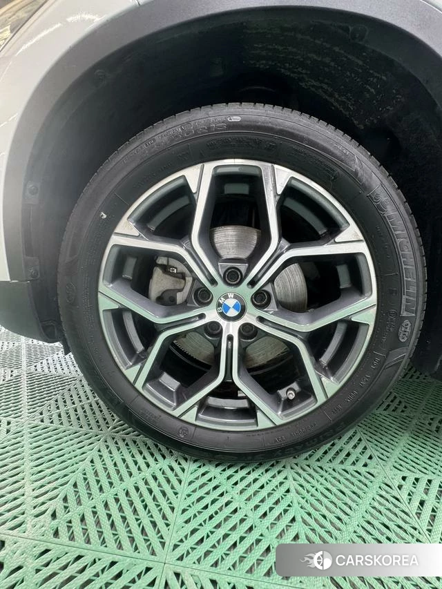 BMW X1 id 4290755 из Китая 23