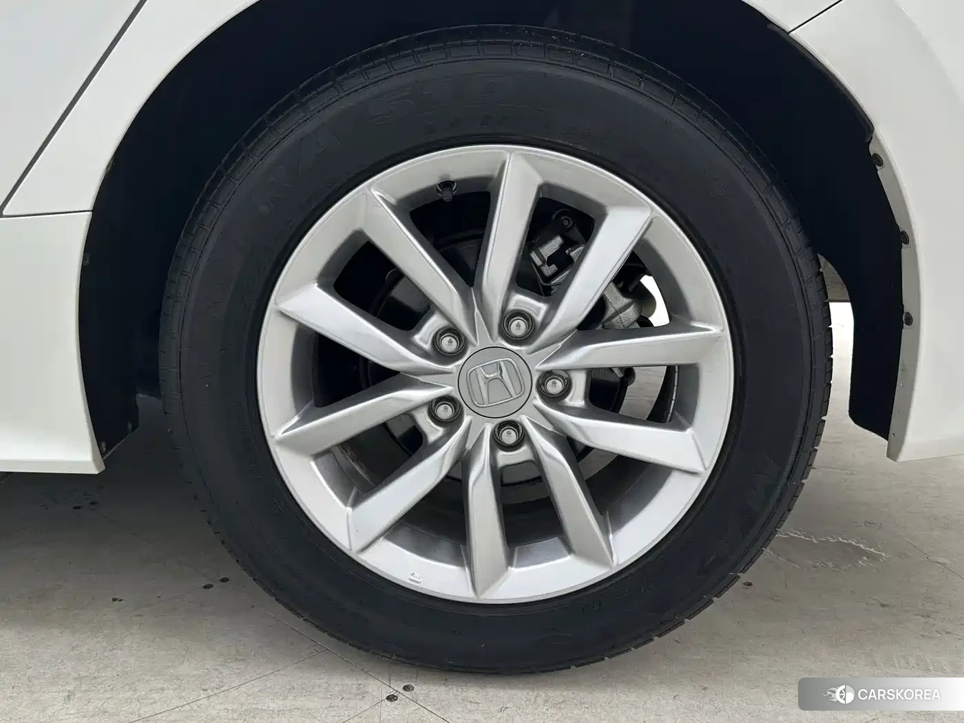Honda Civic id 4649235 из Китая 16
