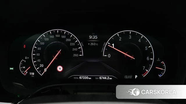 BMW 5 Series (G30) id 4615081 из Кореи 18