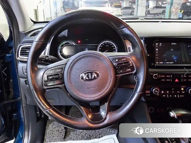 Kia Niro id 3021094 из Кореи 18