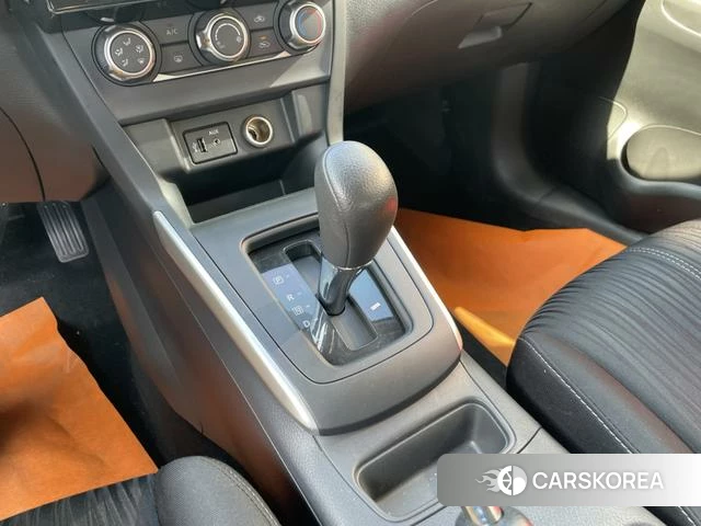 Nissan Xuan Yi id 4297748 из Китая 10